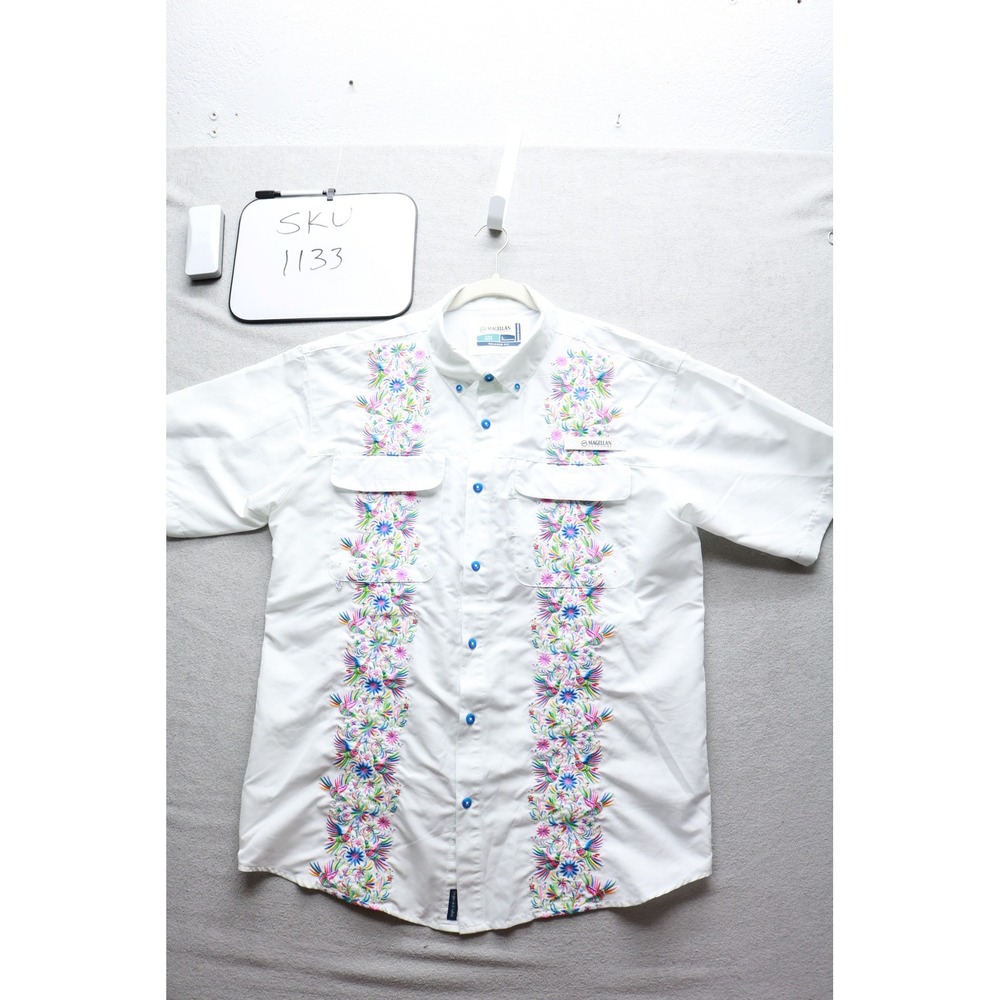 Magellan Outdoors Shirt Mens L White Fish Gear Relaxed Fit Otomi Embroidered